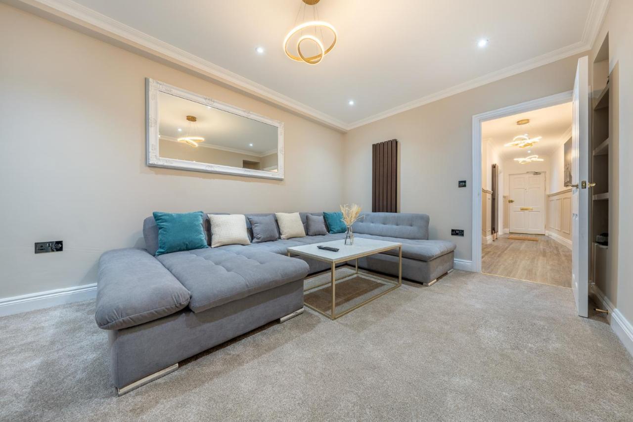 Brand New London Luxury House - Sleeps 8 빌라 외부 사진