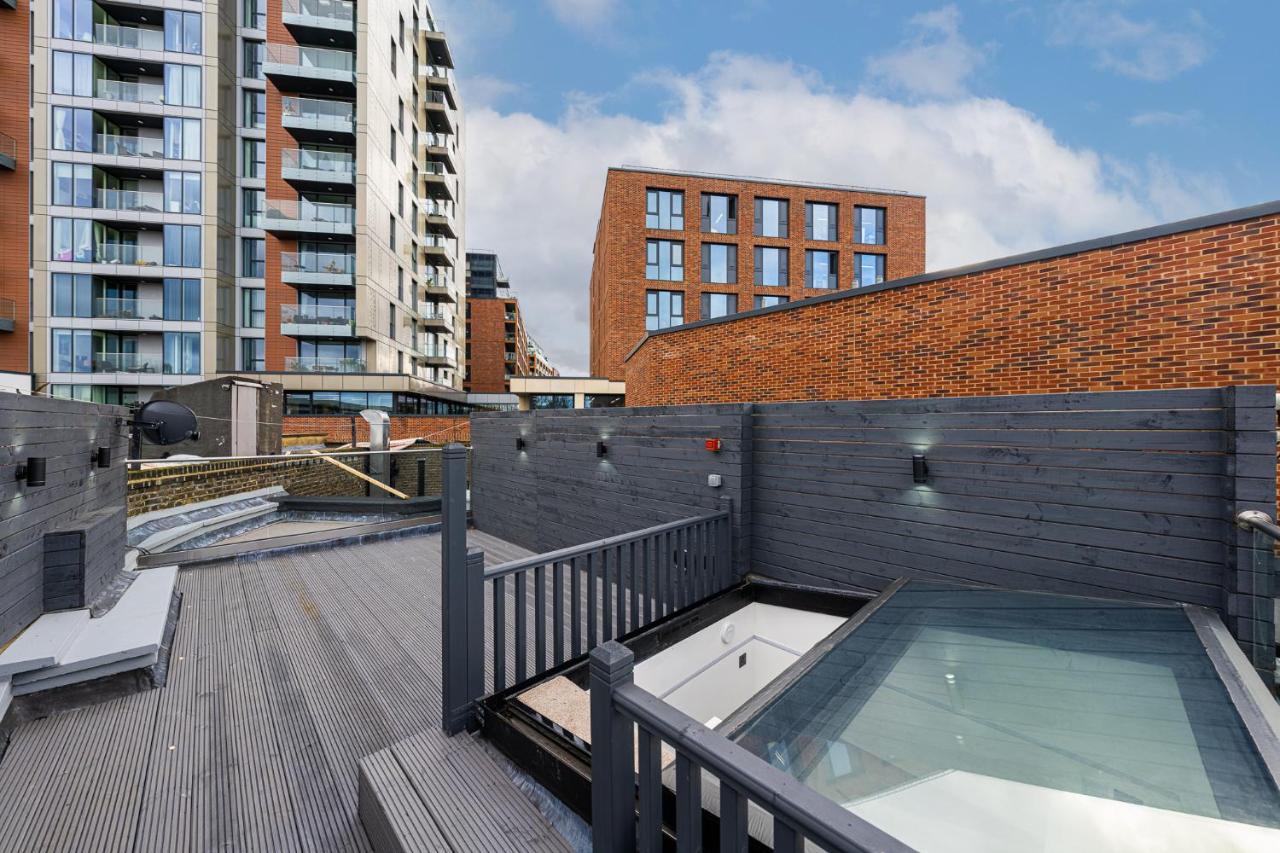 Brand New London Luxury House - Sleeps 8 빌라 외부 사진